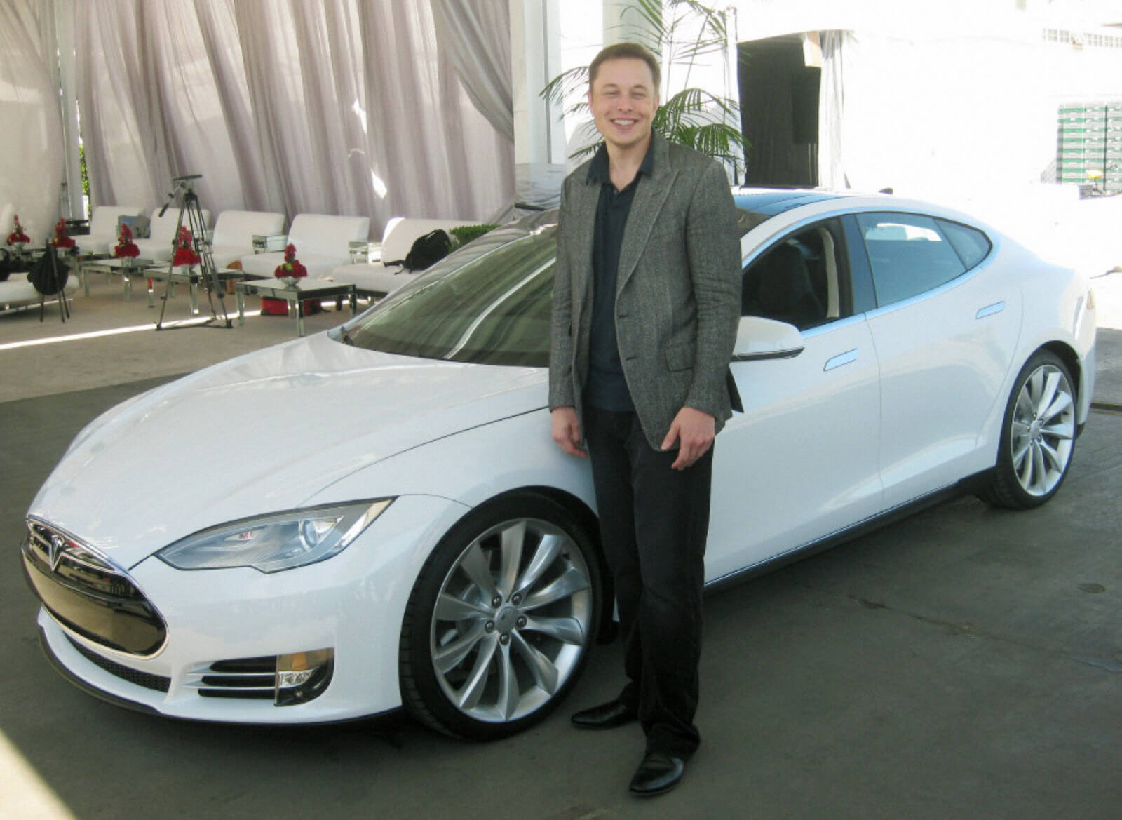 Musk shows off the Model S