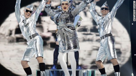 Willst du Eurovision gewinnen? Schreibe ein schönes, langsames Lied über die Liebe