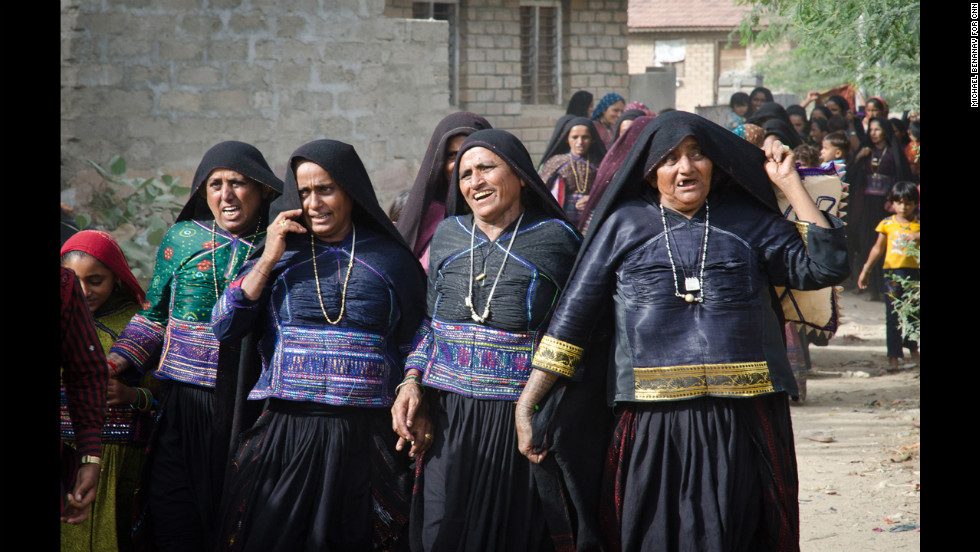 Photos: Tribal Weddings In India