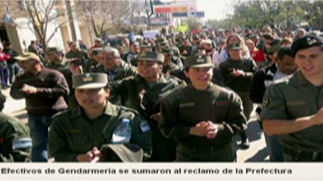 fontana argentina protest_00030302