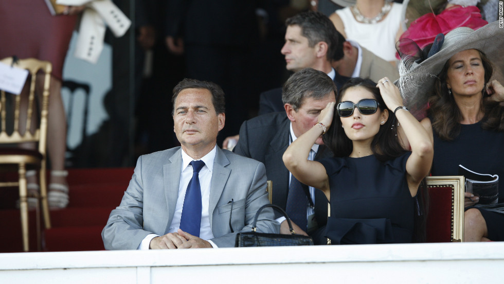France&#39;s Industry Minister Eric Besson and wife Yasmine Tordjman also brought glamor to the stands in 2011. Politicians are a common sight at Longchamp, with many owning race horses.