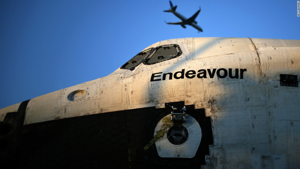 space shuttle endeavour crew