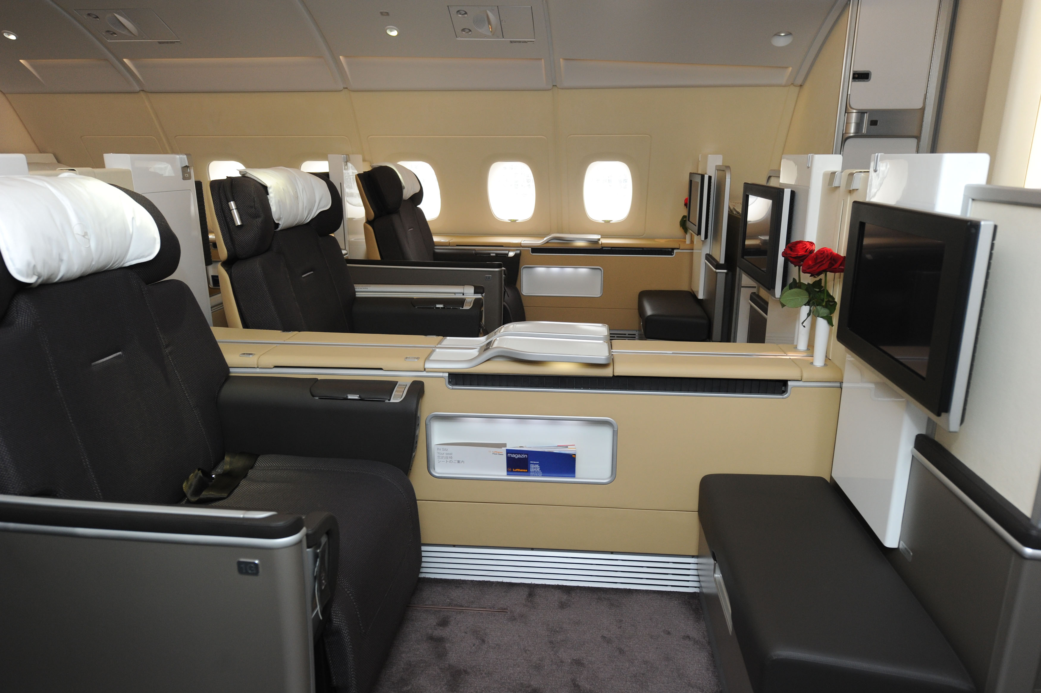 Difference Between Business Class And First Class On International