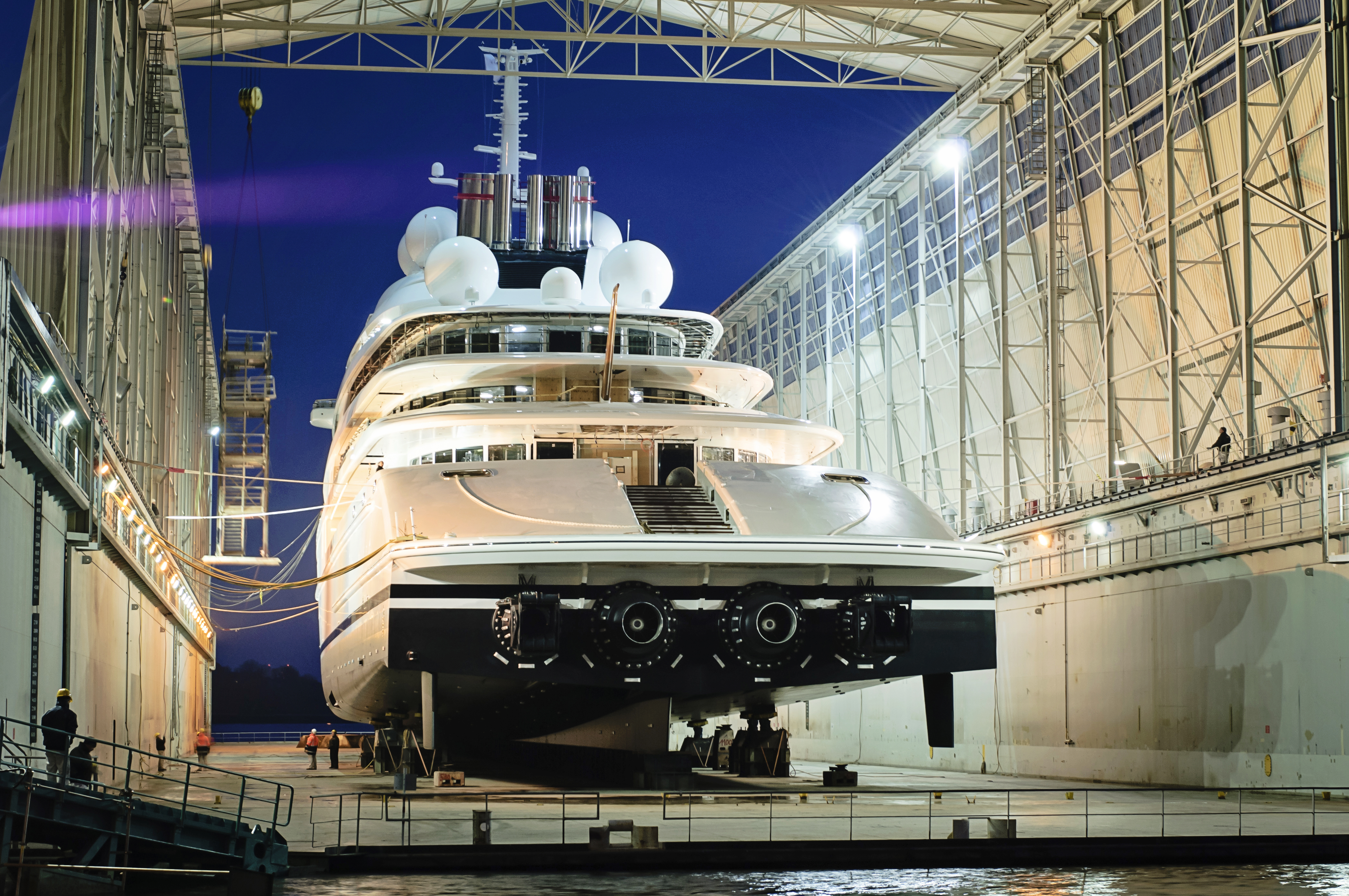 Meet The Azzam The World S Largest Superyacht Cnn Travel