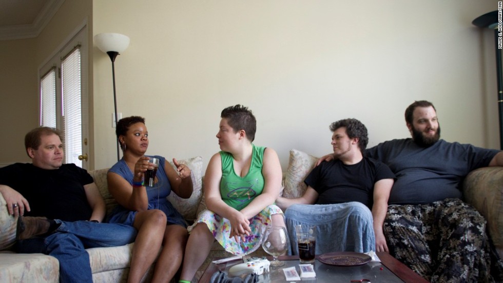 [Image: 131011163046-polyamory-05-horizontal-large-gallery.jpg]