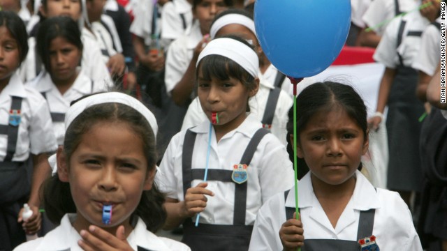 Callao, PERU: Schoolchildren take part in a protest march 26 April 2007 in Lima. Hundreds of students marched Thursday demanding a better quality and more investment in education. AFP PHOTO/Eitan ABRAMOVICH (Photo credit should read EITAN ABRAMOVICH/AFP/Getty Images)