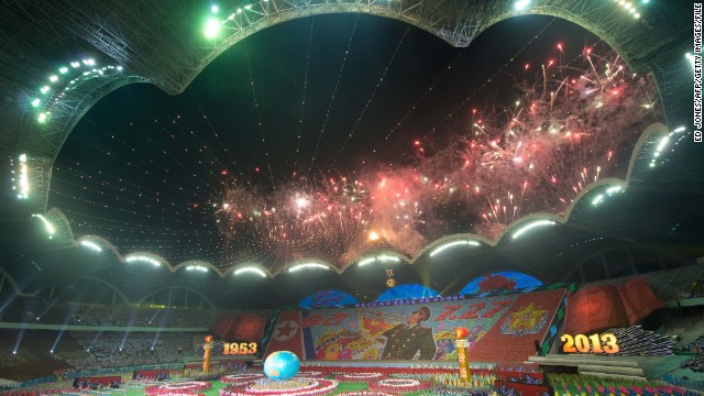 A general view shows the finale of an &#39;Arrirang Festival mass games display&#39; at the massive Rungnado May Day Stadium in Pyongyang on July 26, 2013.