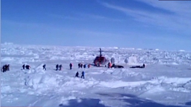 All Passengers Rescued From Ship Trapped In Antarctic Ice Cnn