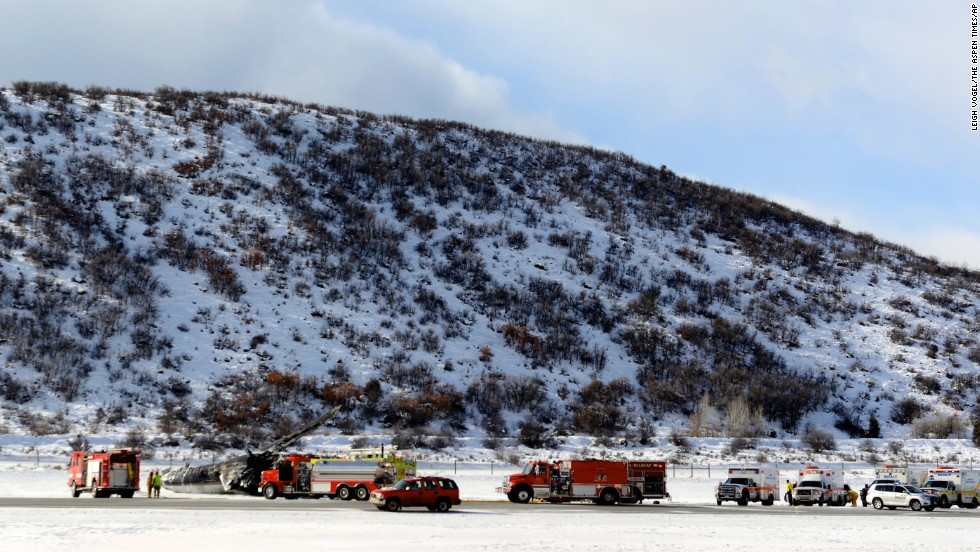 Jet Crashes On Landing At Aspen, Colorado, Airport, Killing 1 - CNN