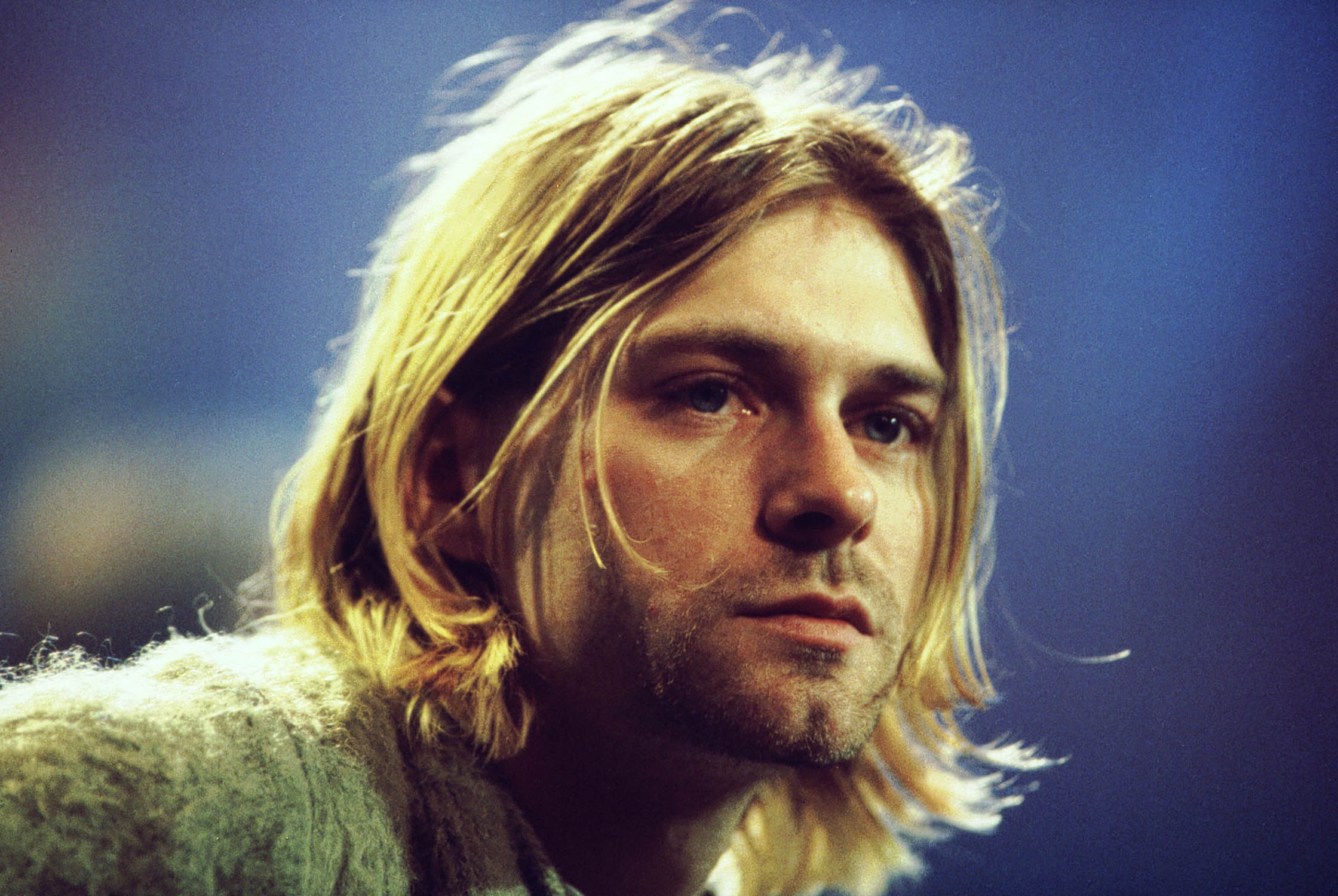 Uniqlo Music Icons UT (Kurt Cobain), Men's Fashion, Tops & Sets