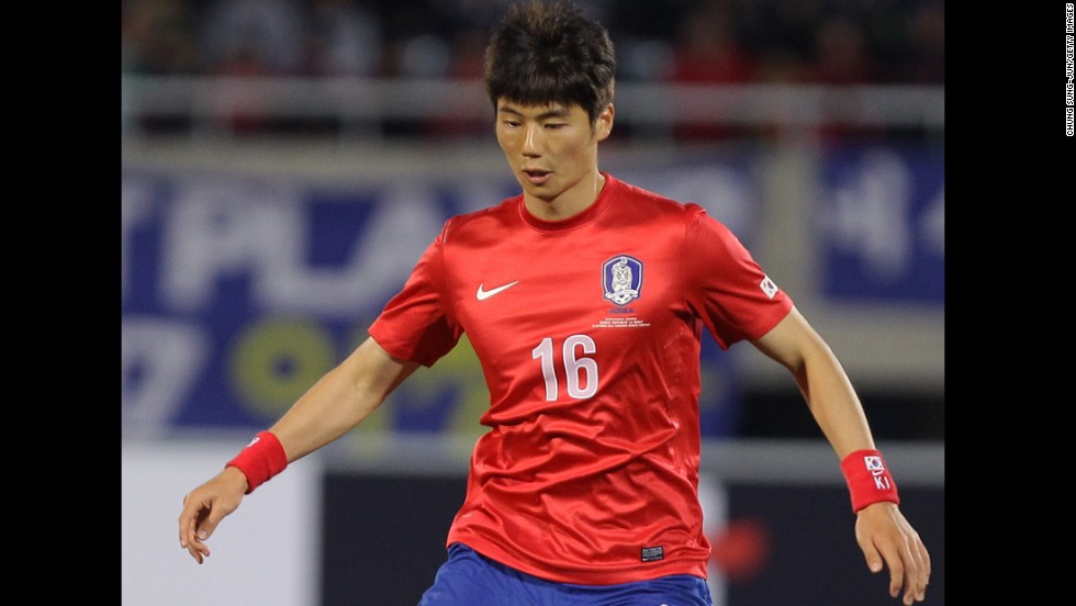 &lt;strong&gt;Ki Sung-yueng (South Korea):&lt;/strong&gt; He&#39;s a controversial young fellow. He&#39;s snarked at fans, insulted his manager and once celebrated an Asian Cup goal with an impersonation that &lt;a href=&quot;http://bleacherreport.com/articles/587718-south-koreas-ki-sung-yeung-blames-scottish-fans-for-his-racism-taunts&quot; target=&quot;_blank&quot;&gt;had some Japanese crying racism&lt;/a&gt;. Most recently, he put the wrong hand on his chest during the national anthem. All that aside, he&#39;s a talented central midfielder who&#39;s made more than one defender look silly since joining the English Premier League in 2012.