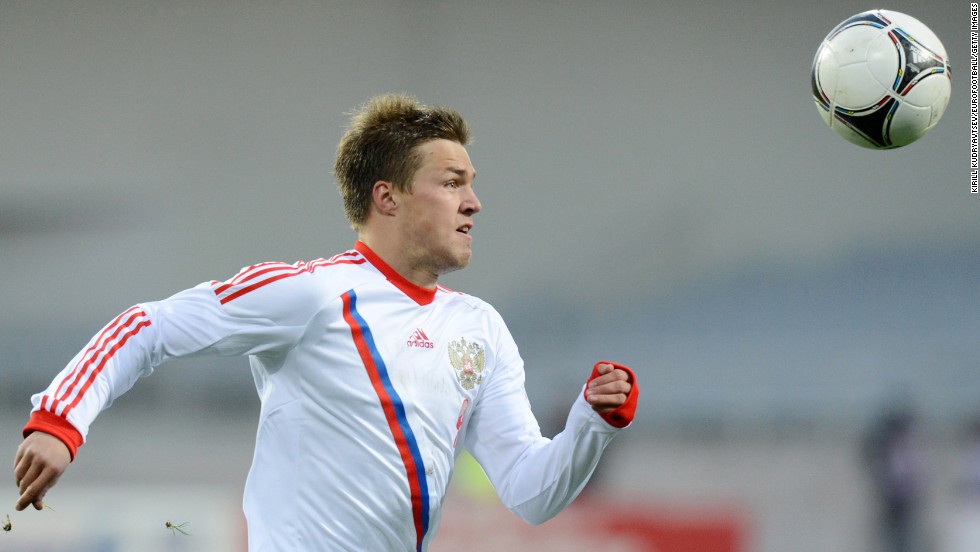 &lt;strong&gt;Maksim Kanunnikov (Russia):&lt;/strong&gt; Boy, Fabio Capello better have this one right. The 22-year-old&#39;s first cap was last month, and his resume with three Russian clubs is mediocre. So why is he a player to watch? Because one has to wonder what Capello saw in Kanunnikov that convinced him to select him over the more talented Andrei Arshavin and Pavel Pogrebnyak. Will he break out or break down?