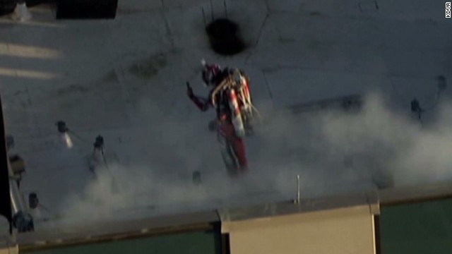 Man Jumps Off 45 Floor Hotel Cnn Video 