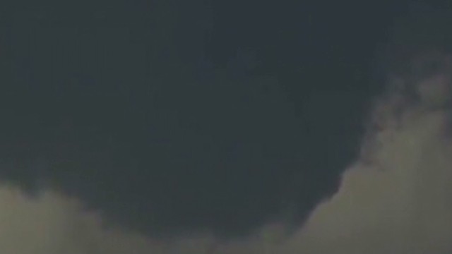 Twin Tornadoes Tear Through Nebraska Town 2 Dead Cnn