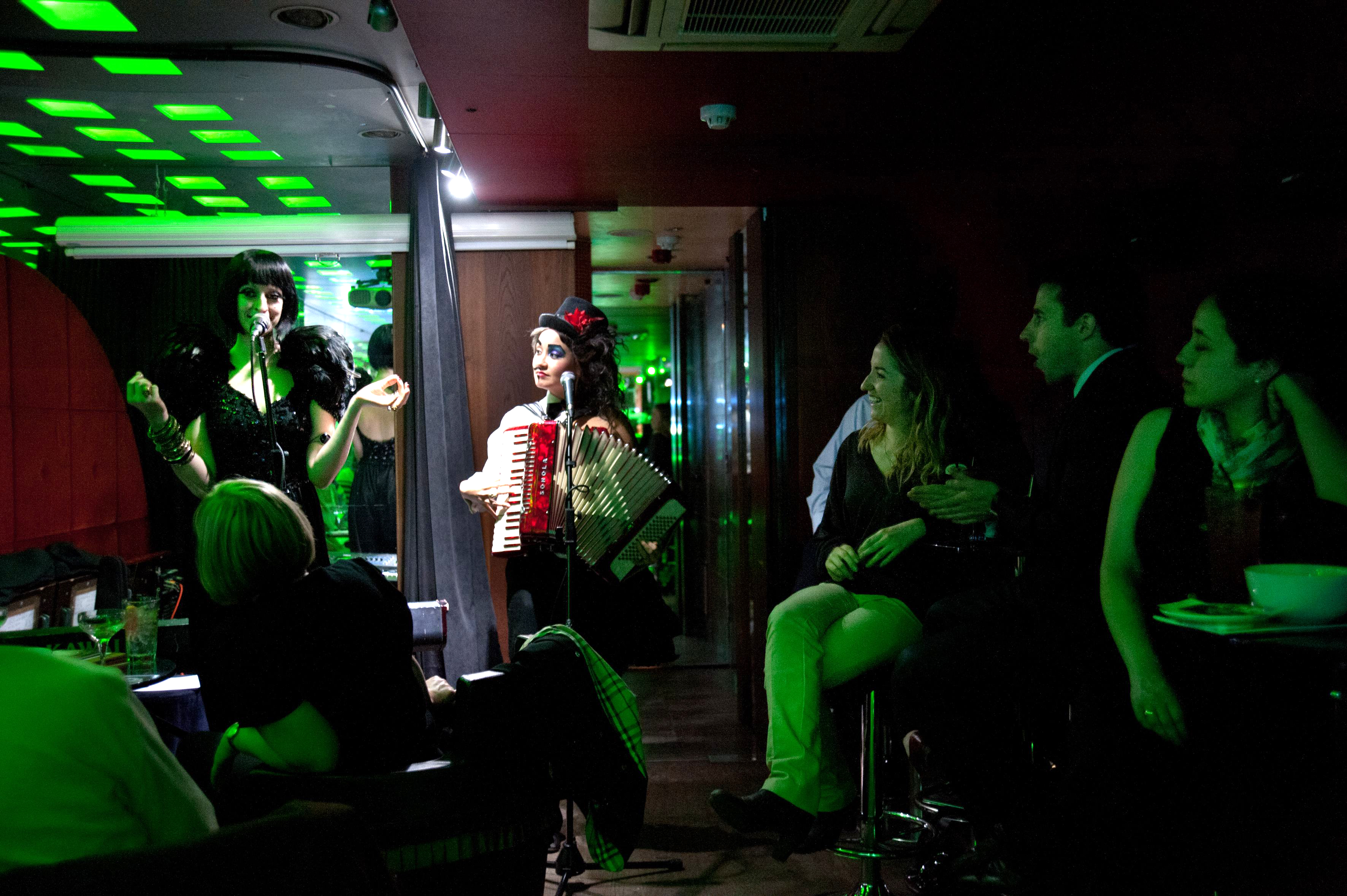 6 Of The World S Best Subterranean Bars Cnn Travel