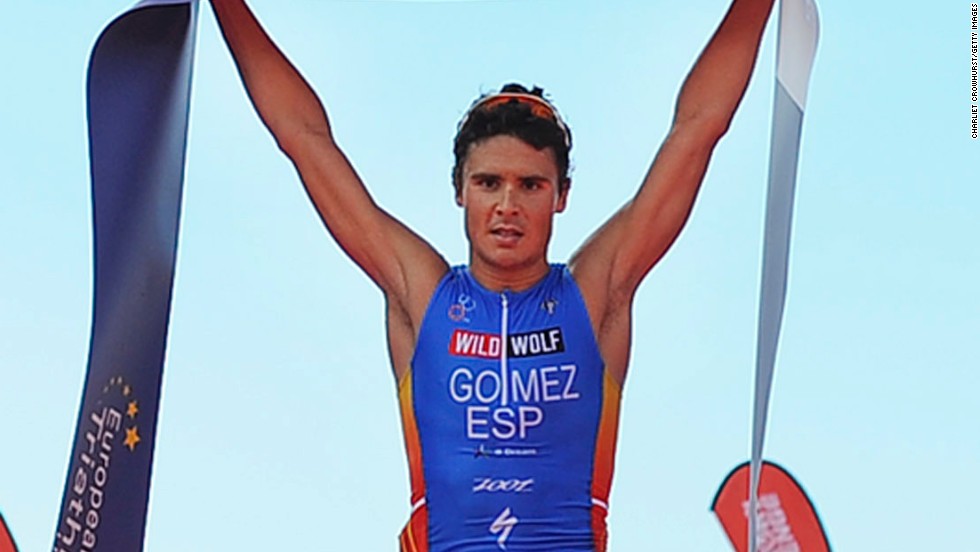 Spain&#39;s Gomez came out on top after an energy-sapping four hours of racing.