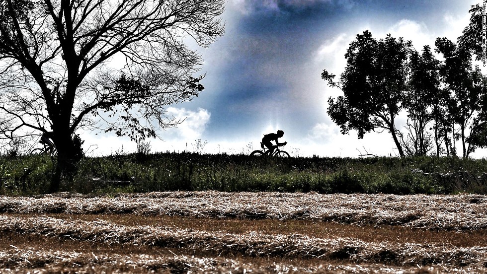 Crowhurst captures the loneliness of a long distance cyclist during an Ironman event.