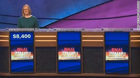 Only one person moved on to Jeopardy&#39;s final round after the two other contestants ended up with negative scores.