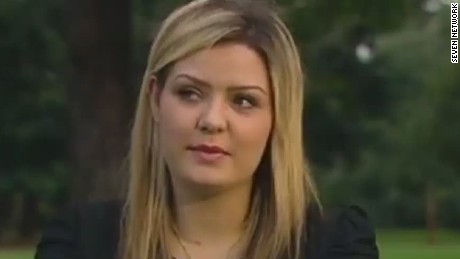 nr seg aus woman stands up to anti muslim bully_00010211.jpg