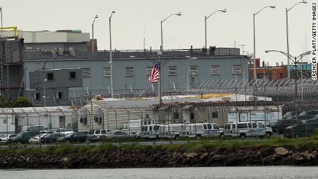 Dentro de Nueva York&#39;s famosas cárceles de Rikers Island, &#39;el epicentro del epicentro&#39; de la pandemia de coronavirus 