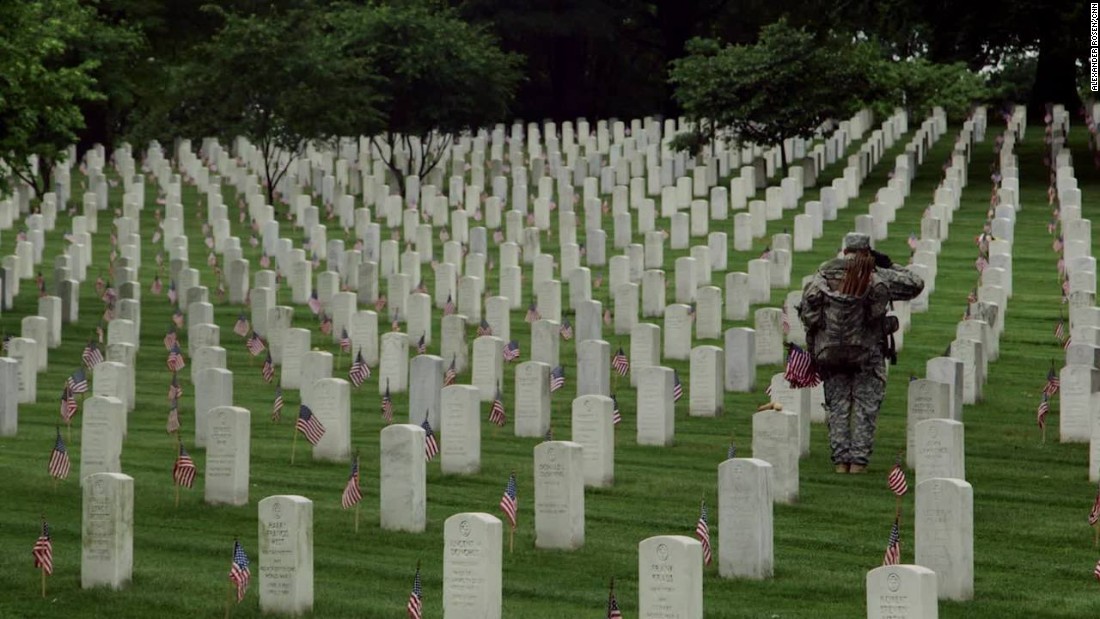 Memorial Day More than 228,000 flags at Arlington National Cemetery