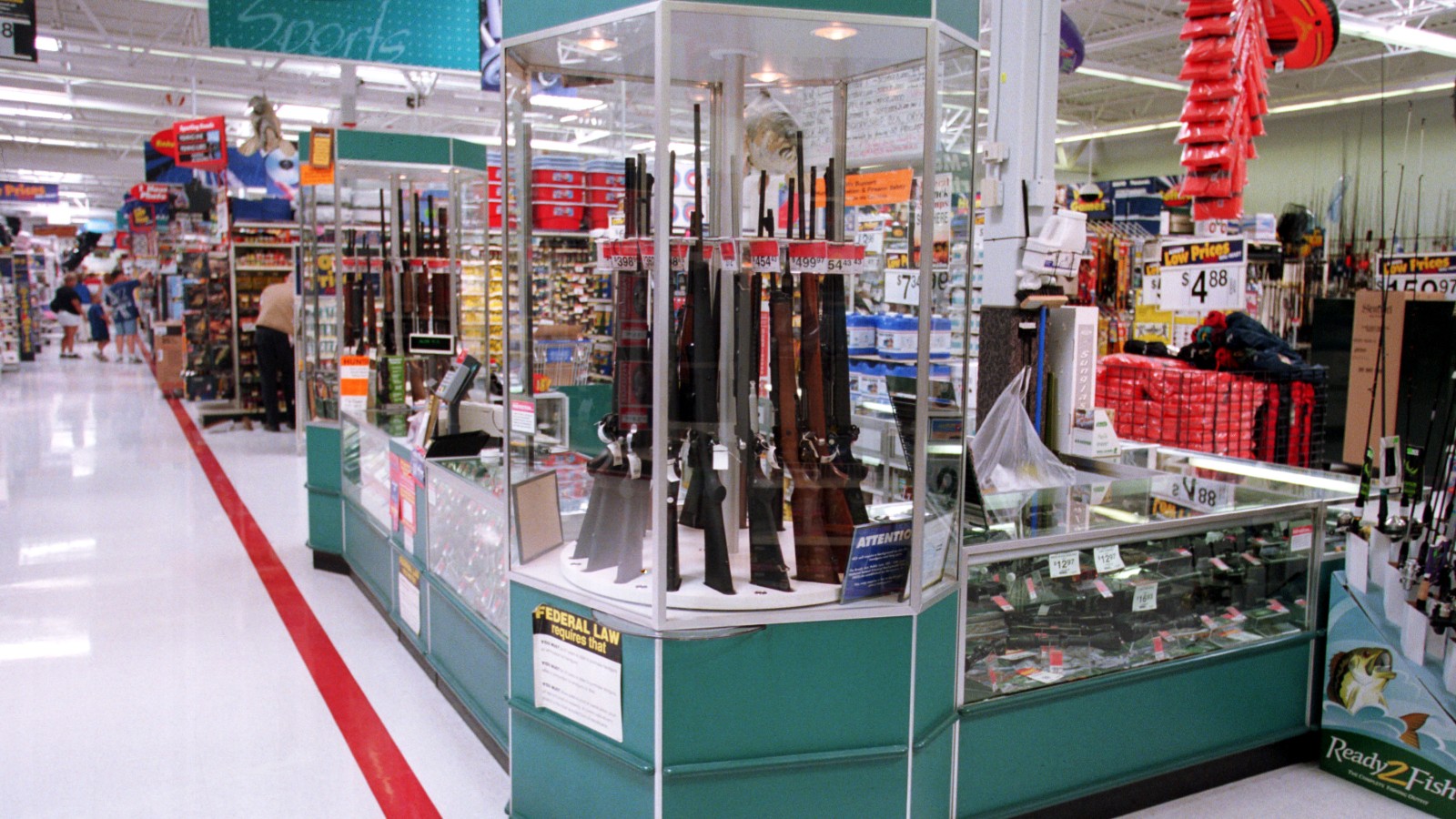 why-walmart-will-keep-selling-guns-cnnpolitics