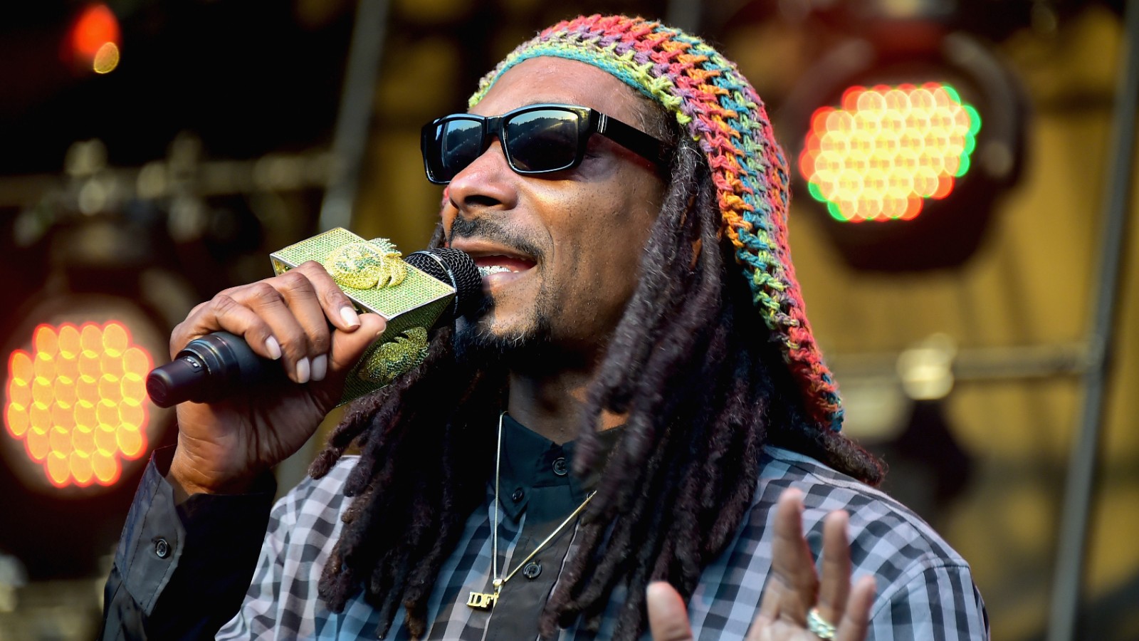 Snoop Dogg and more celebrities react to legalization of marijuana in