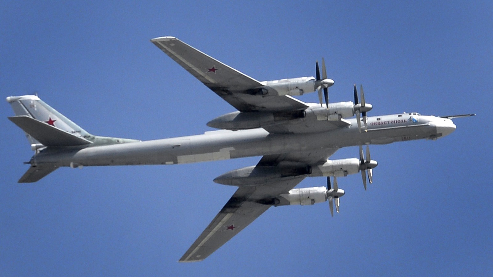 why-is-russia-sending-bombers-close-to-u-s-airspace-cnn