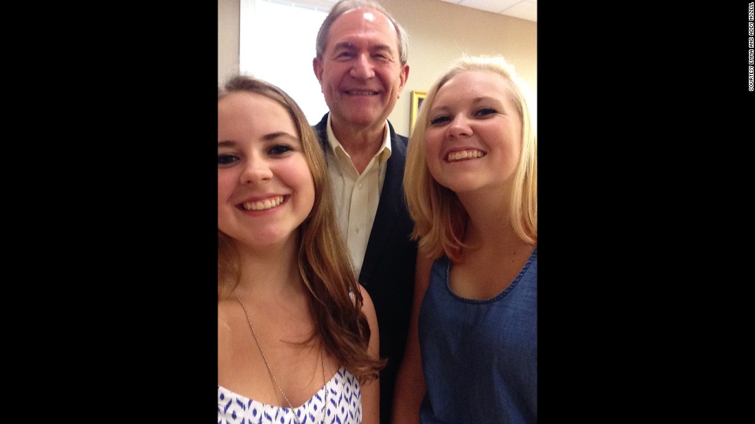 Presidential Selfie Girls Pick Hillary Clinton Cnnpolitics