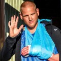 01 france train attack heroes