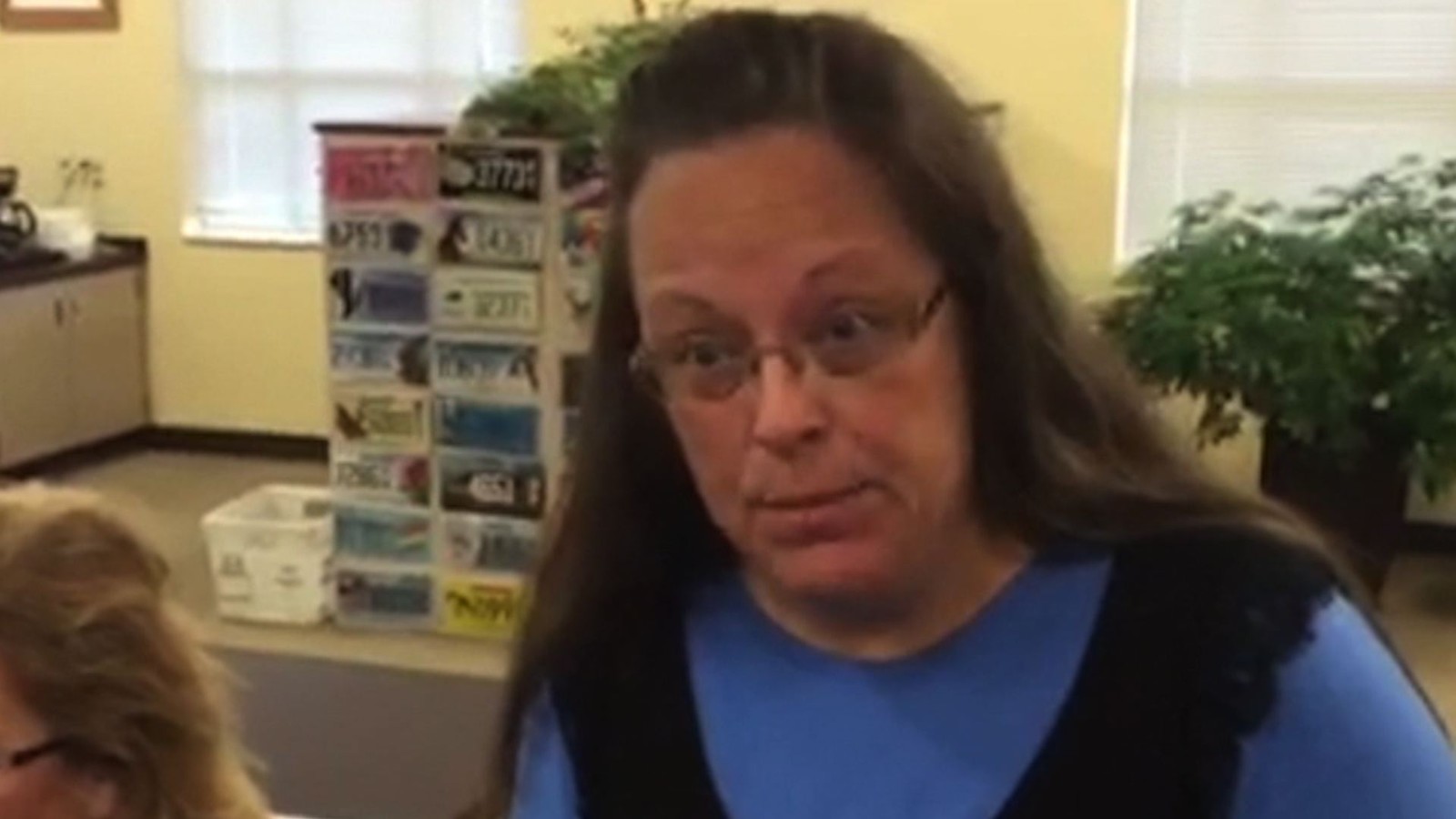 After Kim Davis Is Jailed Marriage License Issued Cnnpolitics