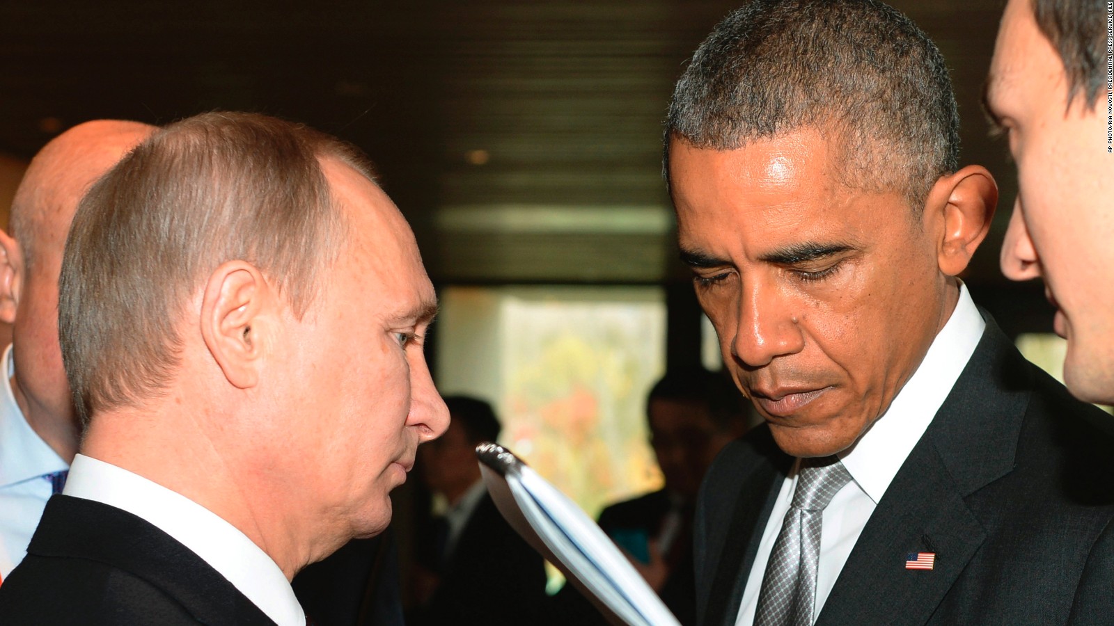 After Paris Attacks Barack Obama And Vladimir Putin Huddle On Syria