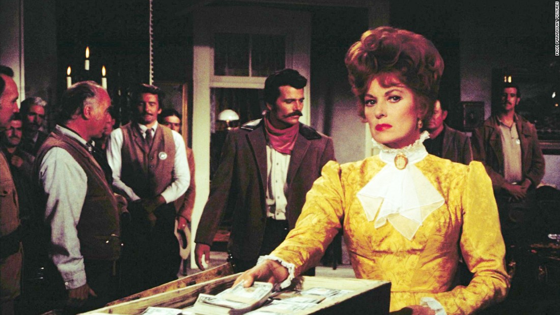 Maureen O'Hara, Star Of '34th Street,' Dies At 95 - CNN