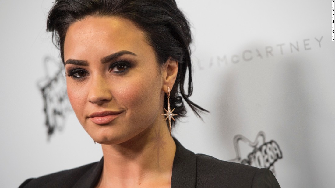 Demi Lovato Reveals Shes Still Struggling With An Eating Disorder In