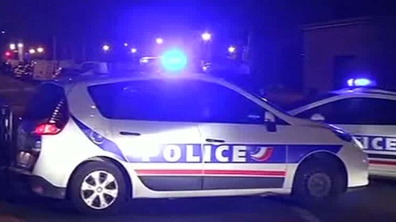 Paris police identify terror suspect