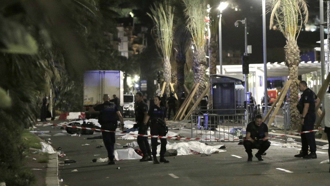 Terror Attack Kills Scores In Nice France Hollande Says Cnn 