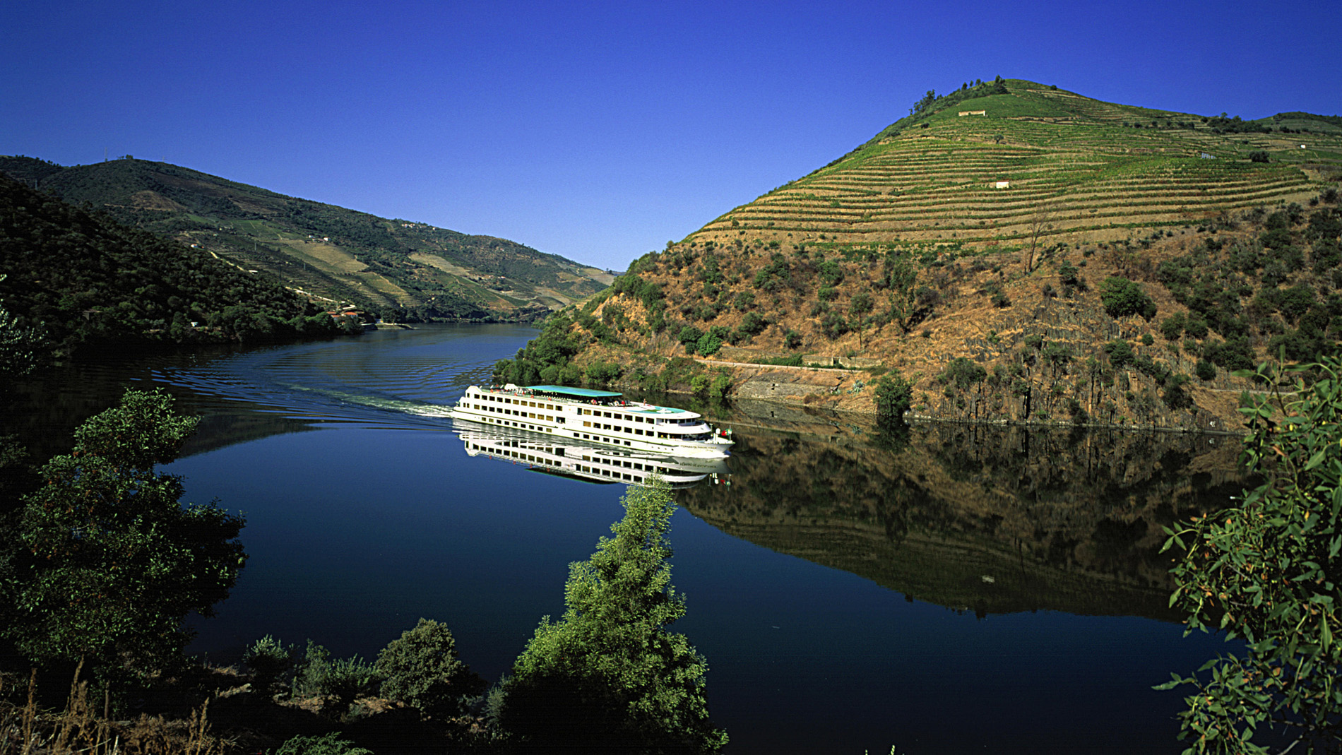 Portugal's Douro River flows like liquid gold | CNN Travel