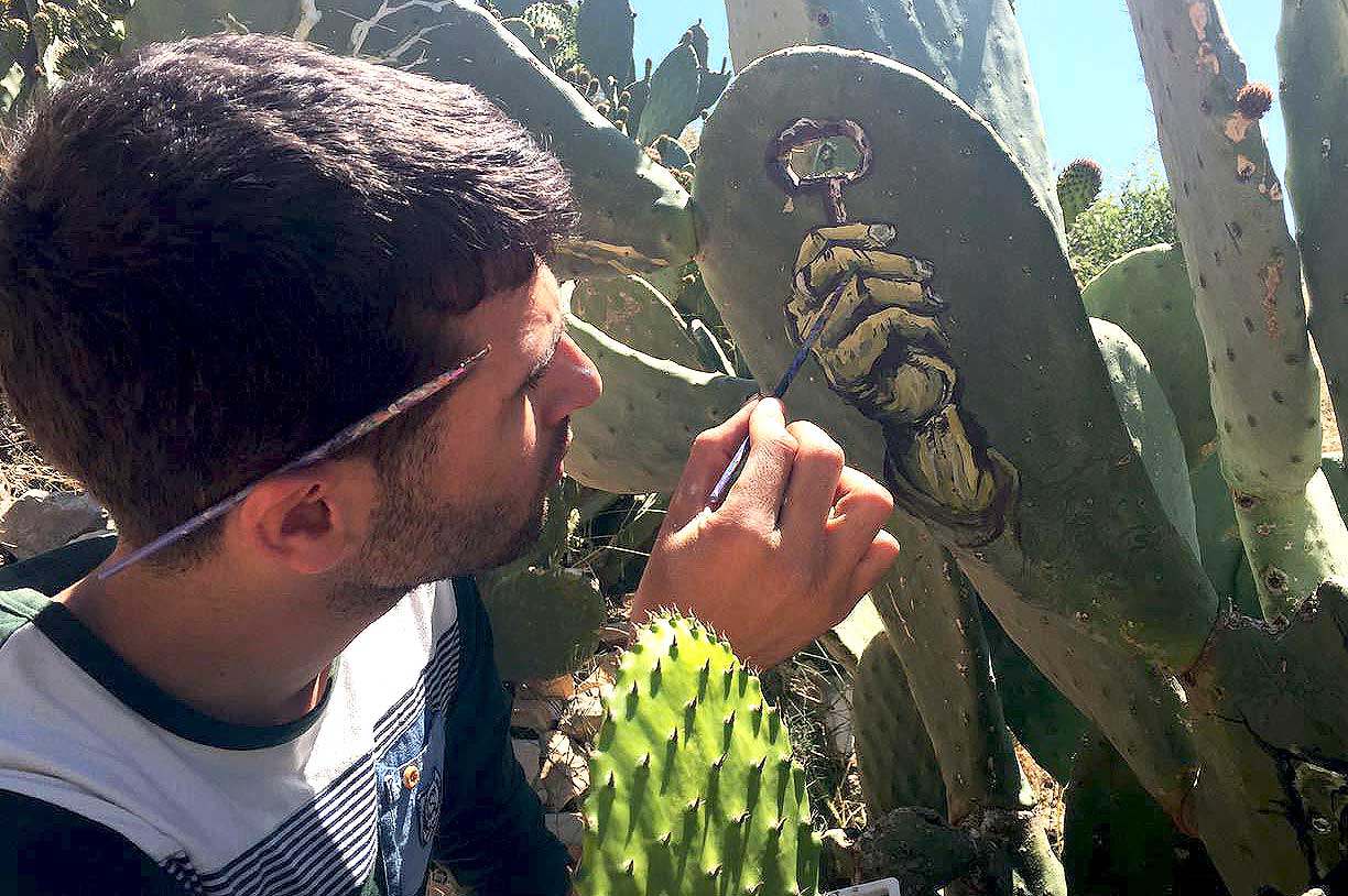 Cactus is Palestinian painter's canvas - CNN Style