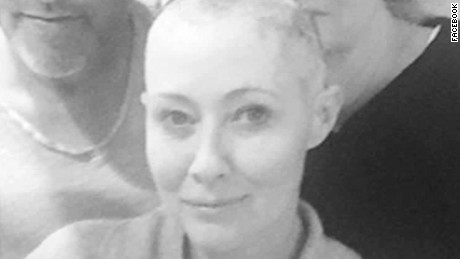 shannen doherty battles cancer orig vstan ns_00000000.jpg