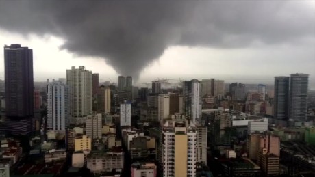 cnnee vo timelapse tornado en manila _00000215
