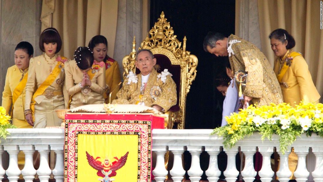 Thailand S King Bhumibol Adulyadej S Life In Pictures