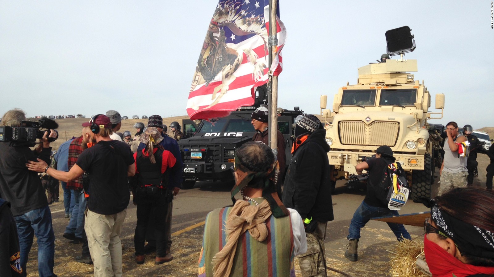 Not All The Standing Rock Sioux Are Protesting The Pipeline Cnn 9051