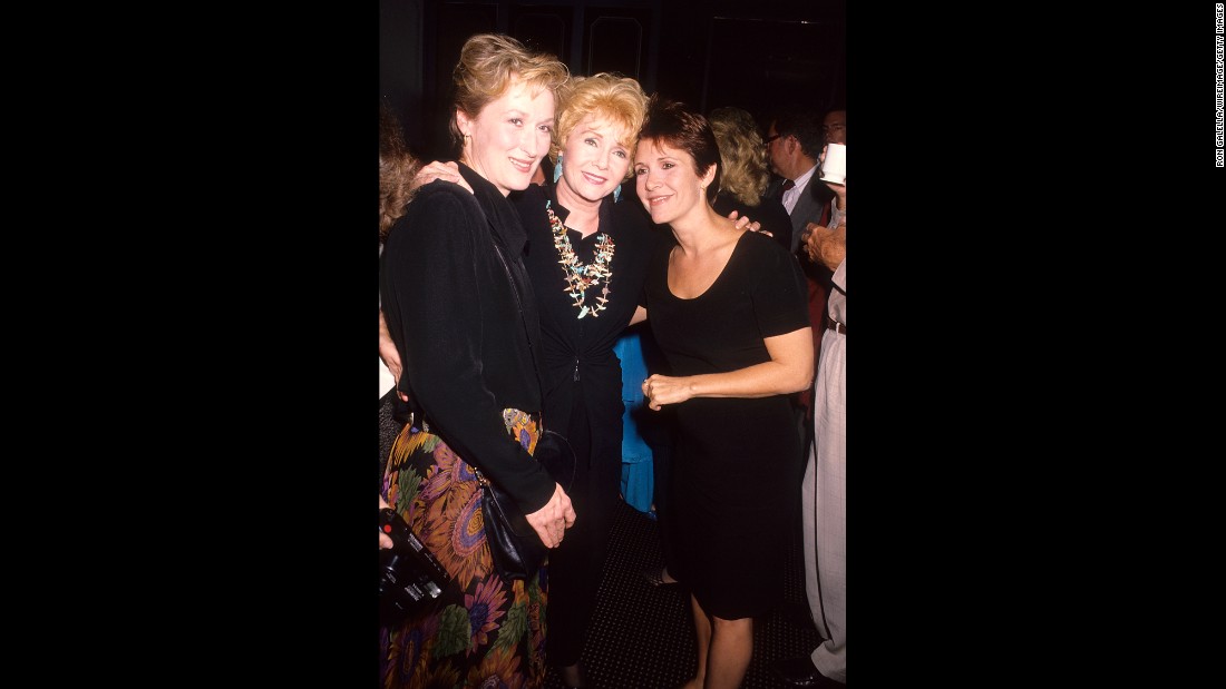 Meryl Streep, left -- who portrayed a character based on Fisher in the film adaptation of Fisher&#39;s 1987 novel, &quot;Postcards from the Edge&quot; -- is seen at the film&#39;s premiere in Century City, California, on September 10, 1990.