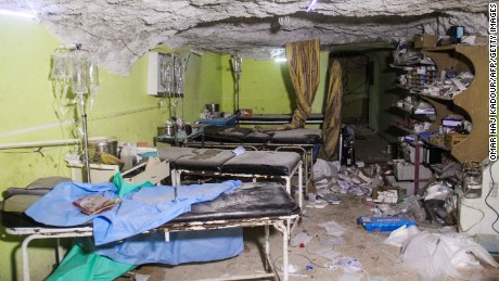 TOPSHOT - A picture taken on April 4, 2017 shows destruction at a hospital room in Khan Sheikhun, a rebel-held town in the northwestern Syrian Idlib province, following a suspected toxic gas attack.
A suspected chemical attack killed dozens of civilians including several children in rebel-held northwestern Syria, a monitor said, with the opposition accusing the government and demanding a UN investigation. / AFP PHOTO / Omar haj kadour        (Photo credit should read OMAR HAJ KADOUR/AFP/Getty Images)