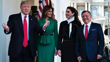 US President Donald Trump and first lady Melania Trump welcome Jordan&#39;s Queen Rania and King Abdullah II outside the West Wing of the White House in April 2017.