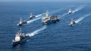 US puts three aircraft carriers in Asia-Pacific