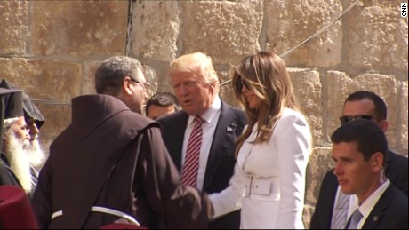 Trump and Melania visit Western Wall 