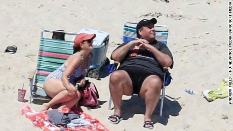 chris christie beached moos