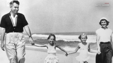 being moody trump and other presidents on vacation orig tc cm_00012626.jpg