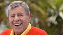 US comedian Jerry Lewis poses on May 23, 2013 during a photocall for the film &quot;Max Rose&quot; presented Out of Competition at the 66th edition of the Cannes Film Festival in Cannes. Cannes, one of the world&#39;s top film festivals, opened on May 15 and will climax on May 26 with awards selected by a jury headed this year by Hollywood legend Steven Spielberg. AFP PHOTO / ANNE-CHRISTINE POUJOULAT (Photo credit should read ANNE-CHRISTINE POUJOULAT/AFP/Getty Images)